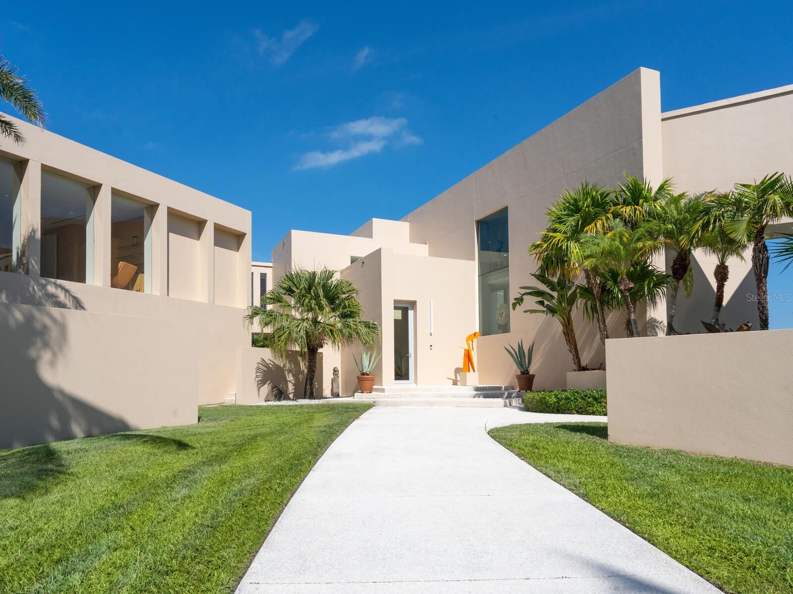 A4681242 Property Photo