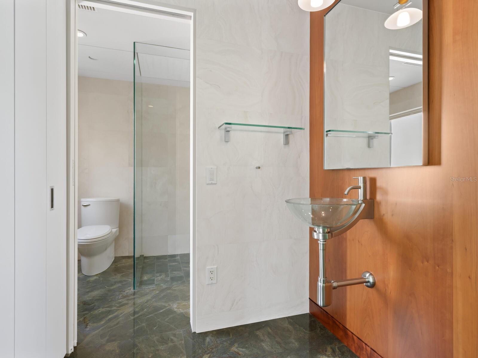 A4681242 Property Photo