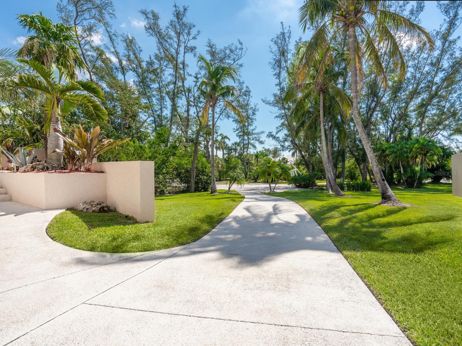 A4681242 Property Photo