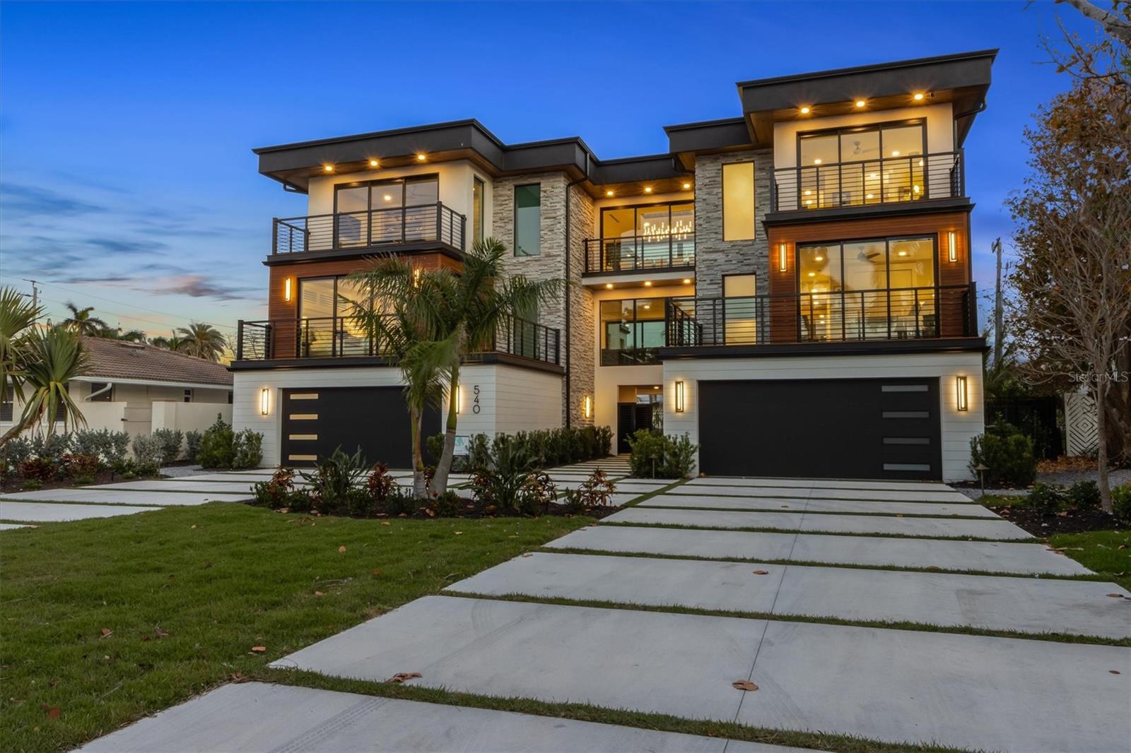 A4681449 Property Photo