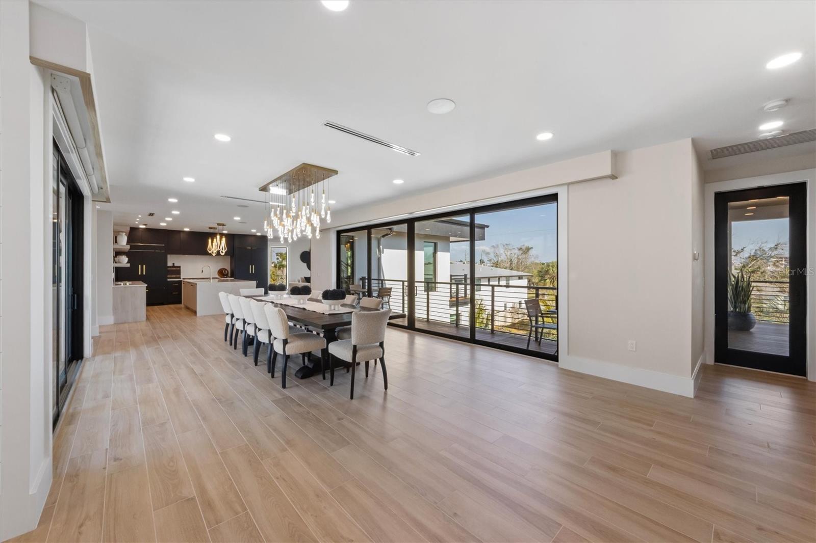 A4681449 Property Photo