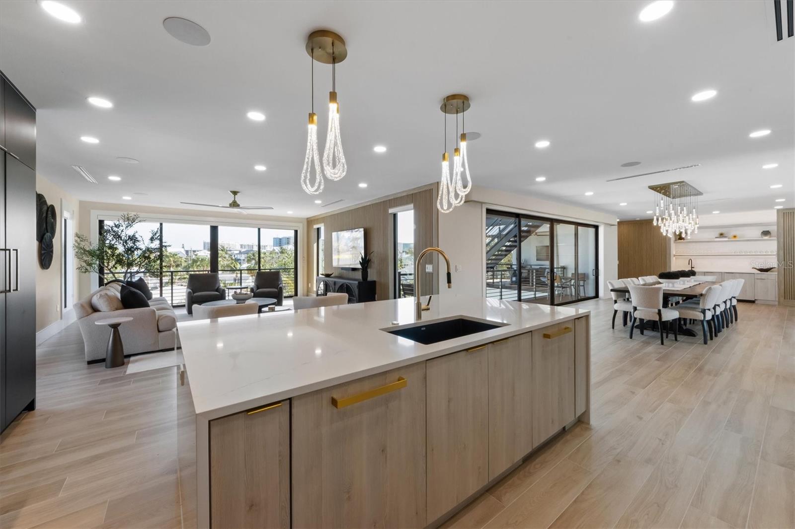 A4681449 Property Photo
