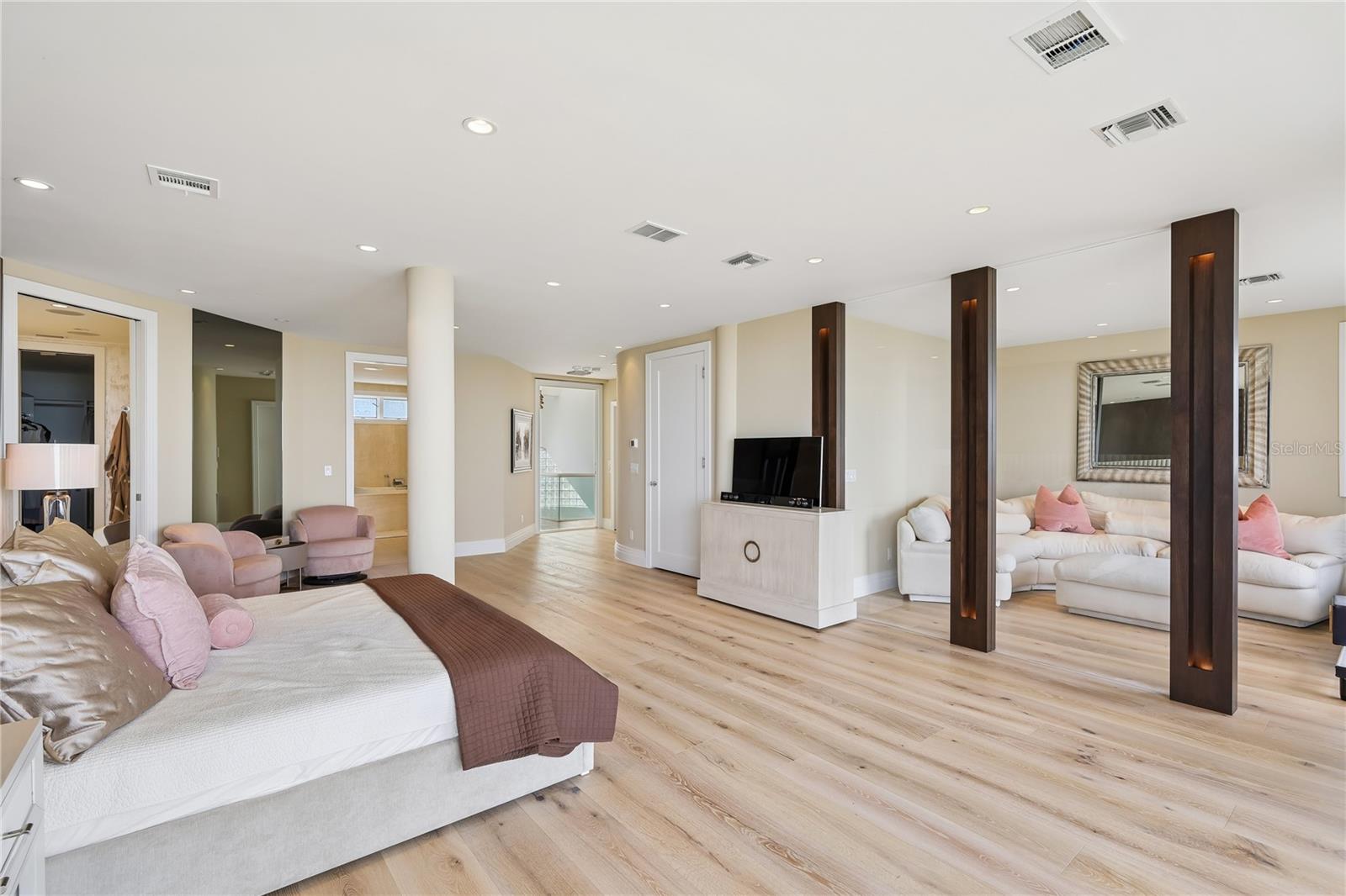 A4681541 Property Photo