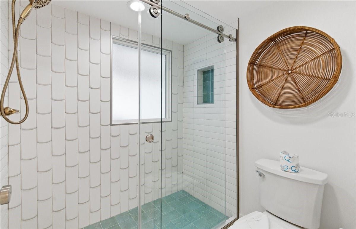 A4681558 Property Photo