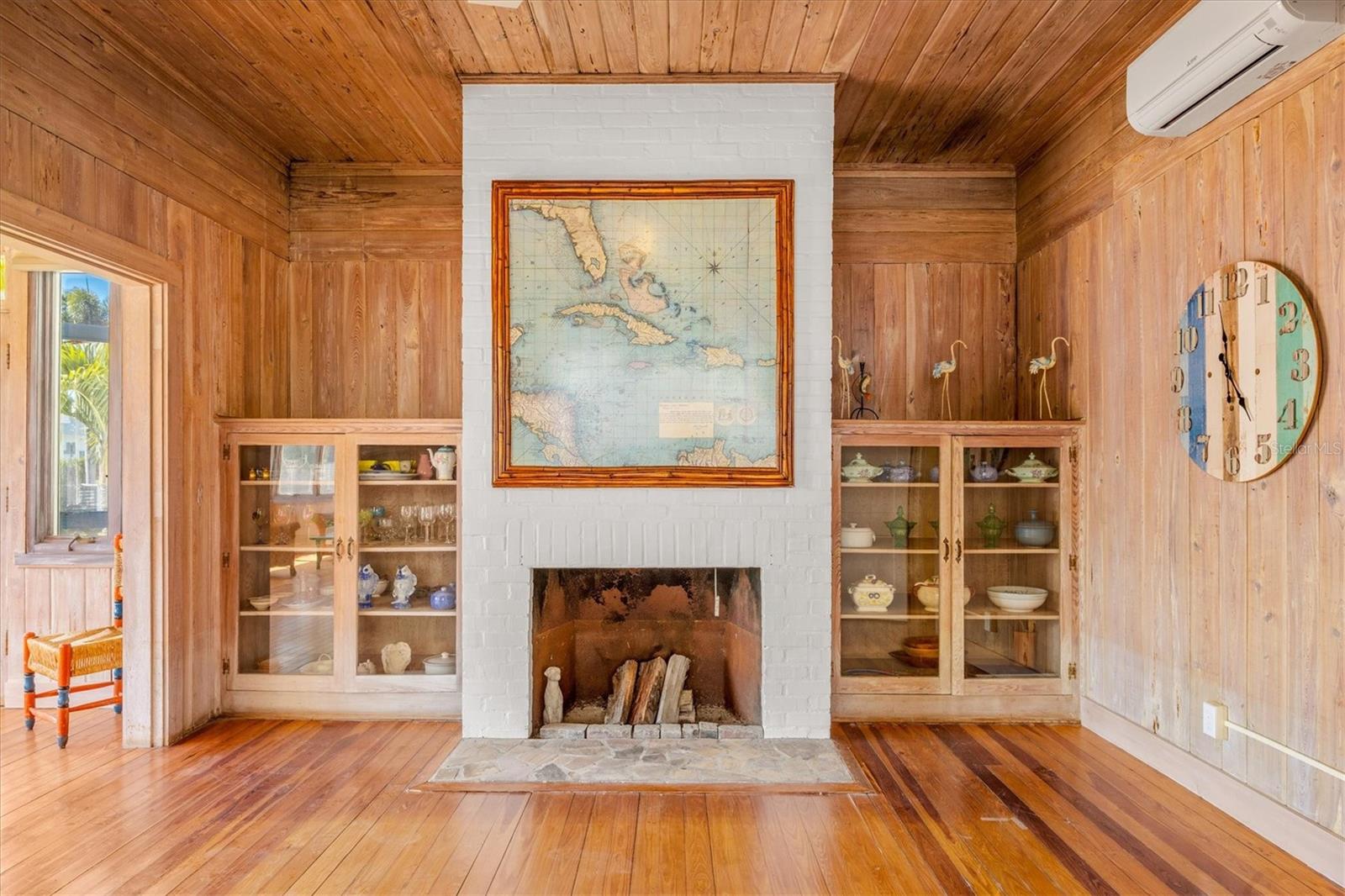 D6146072 Property Photo