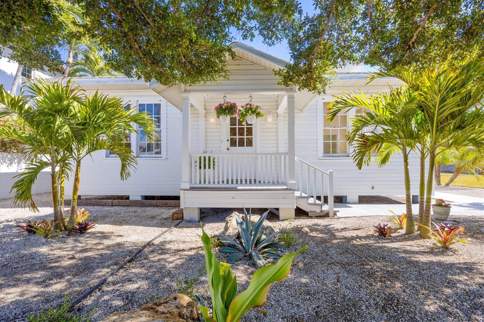 D6146072 Property Photo