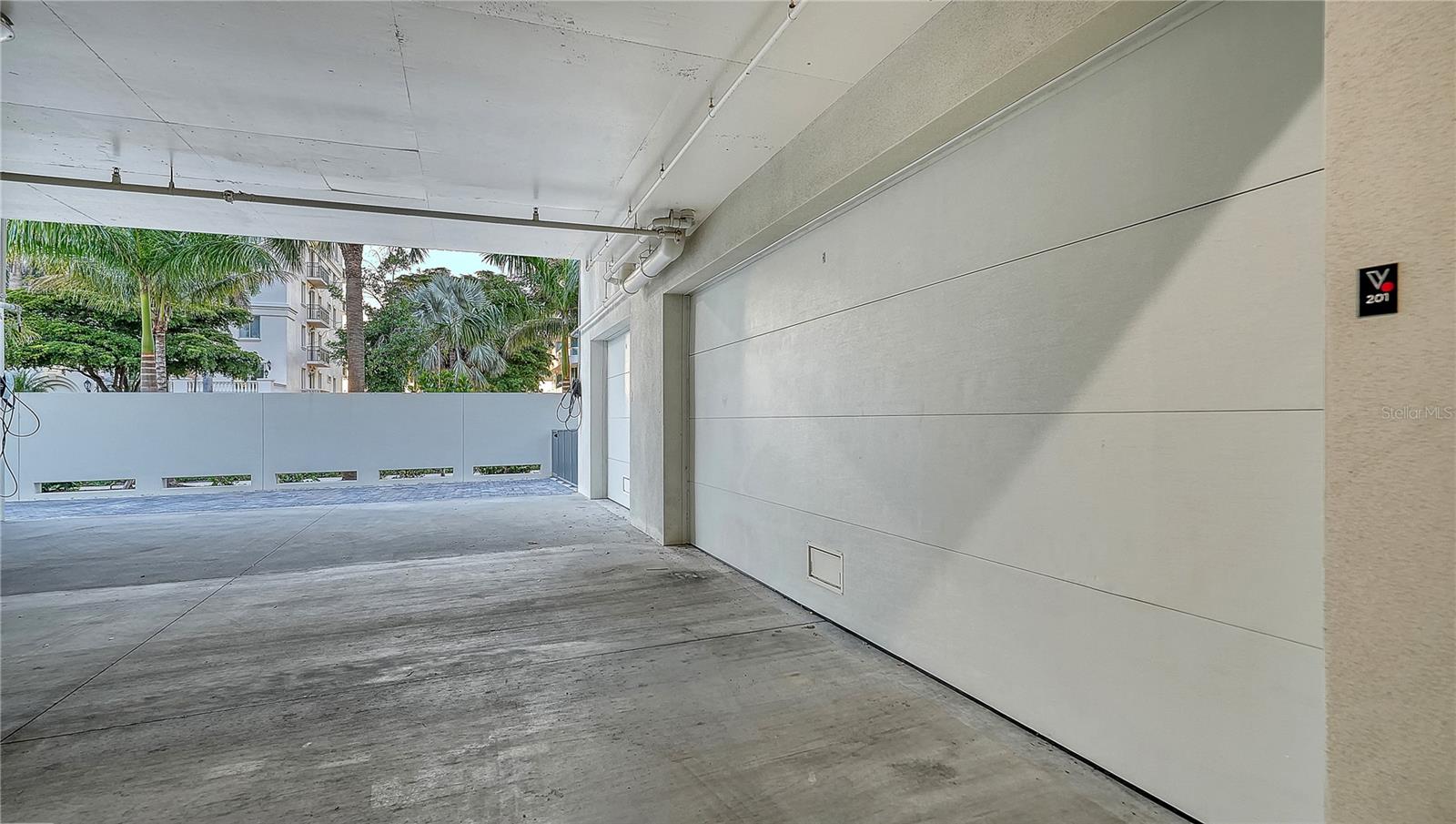 A4682068 Property Photo