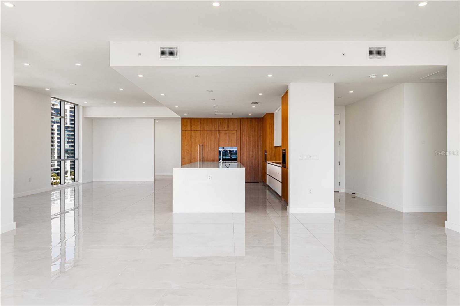 A4682068 Property Photo