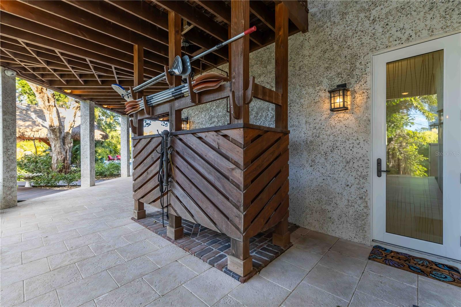 A4682193 Property Photo
