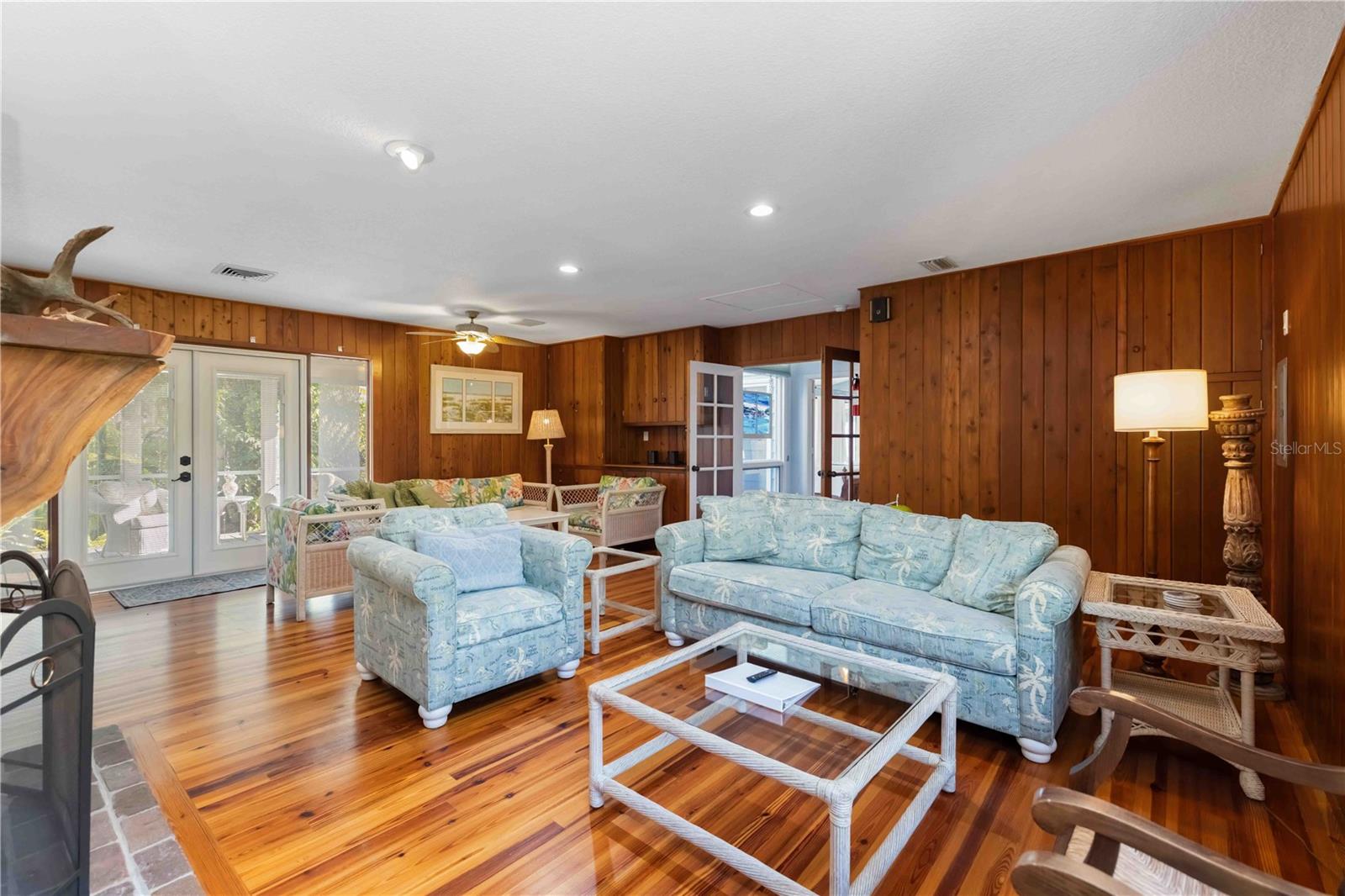 A4682193 Property Photo