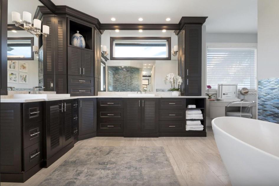 A4683250 Property Photo