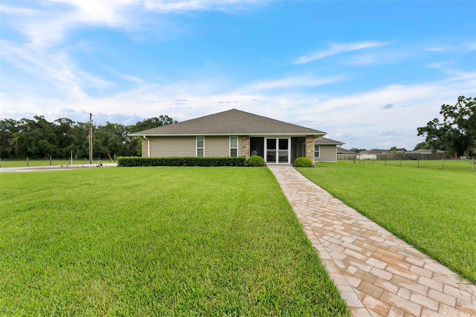 MLS# TB8478582 Property Photo
