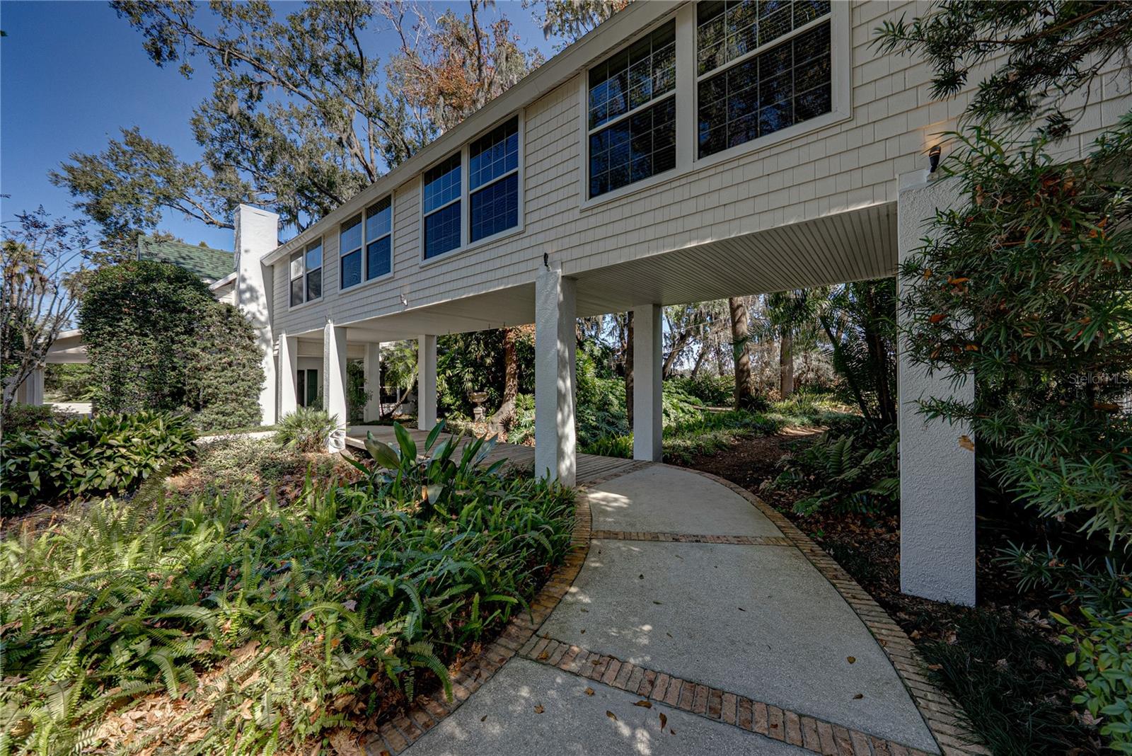 O6384534 Property Photo