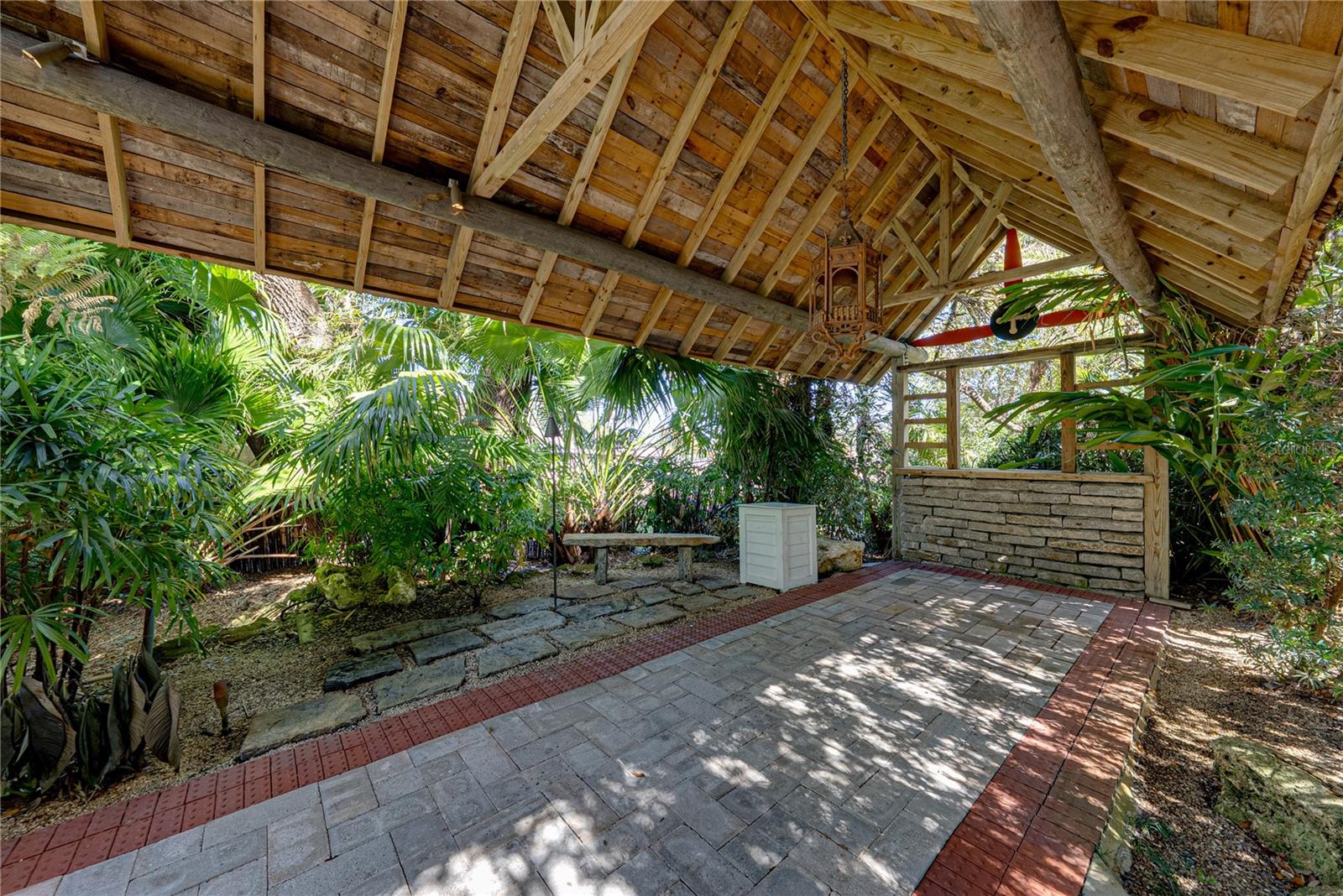 O6384534 Property Photo