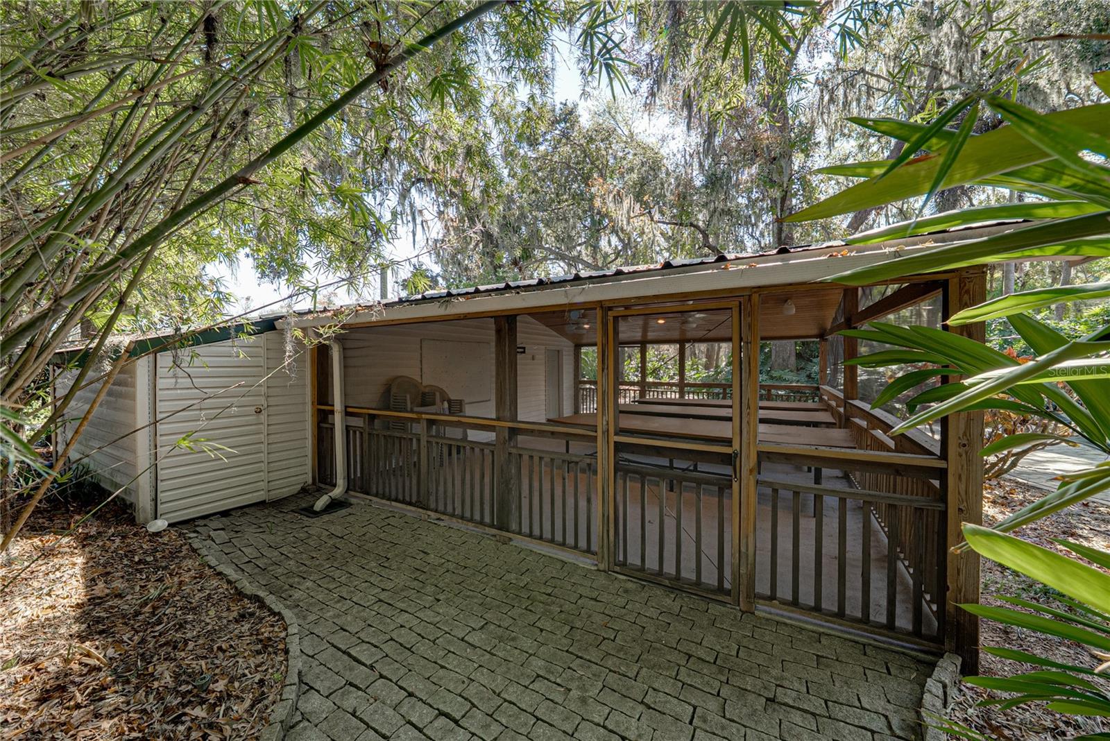 O6384534 Property Photo