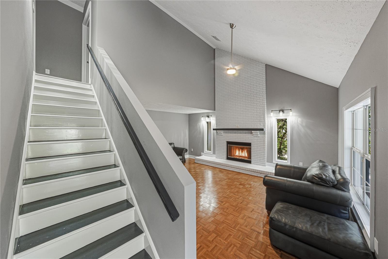 O6384534 Property Photo