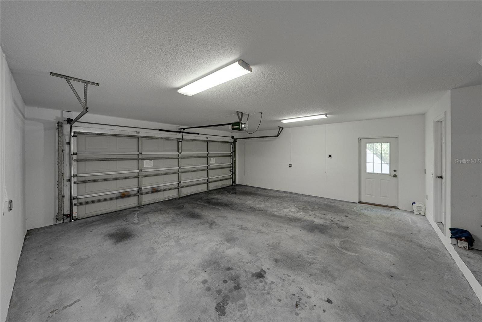 O6384534 Property Photo