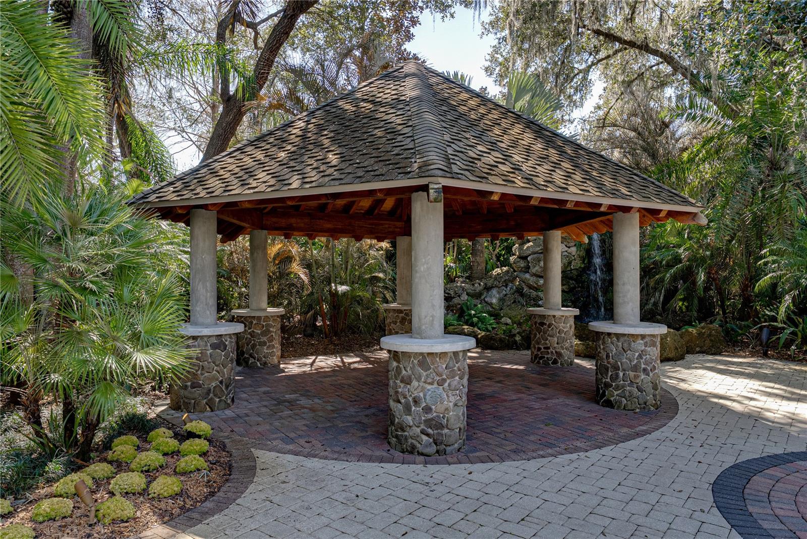 O6384534 Property Photo