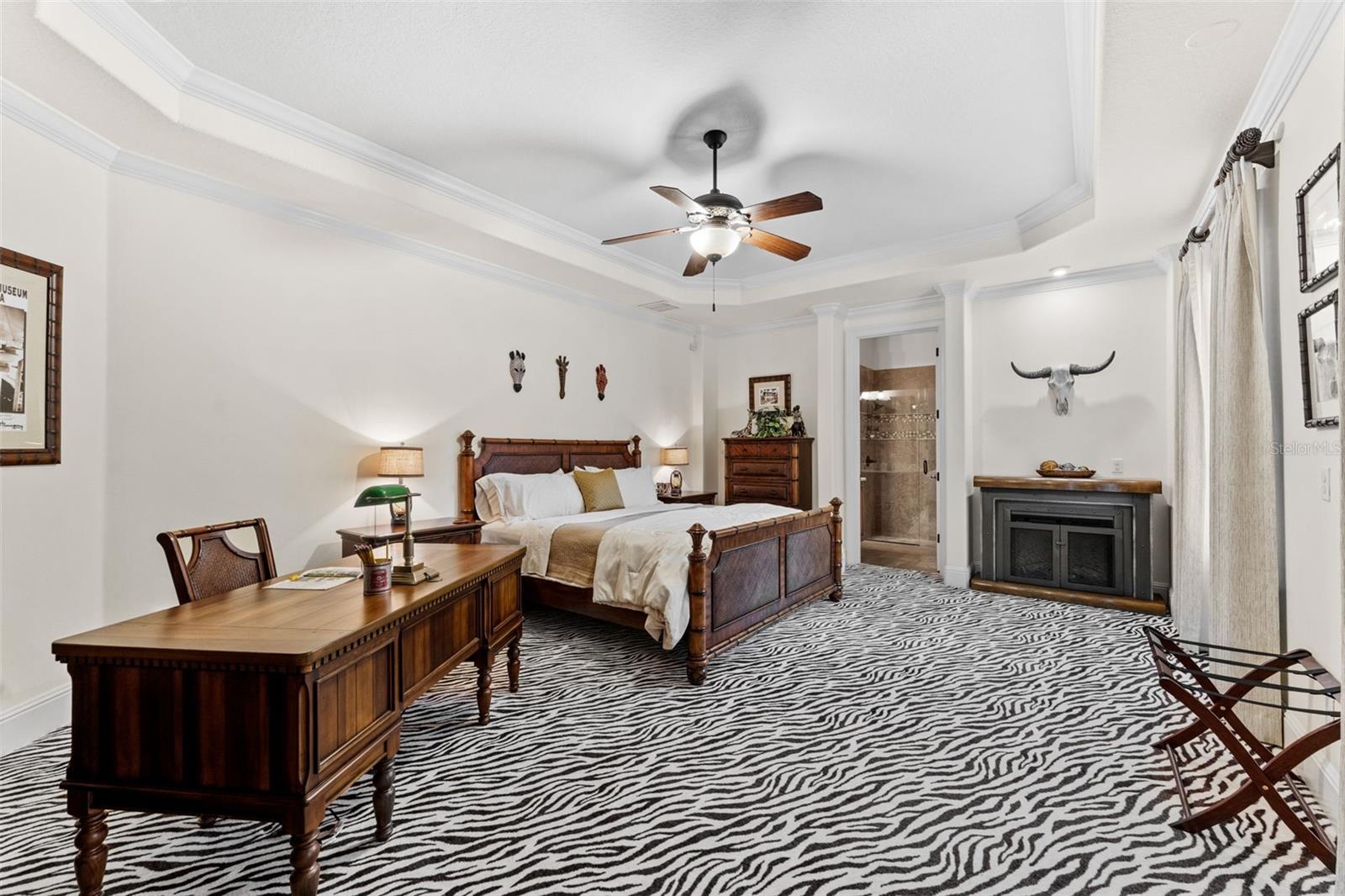 O6385276 Property Photo
