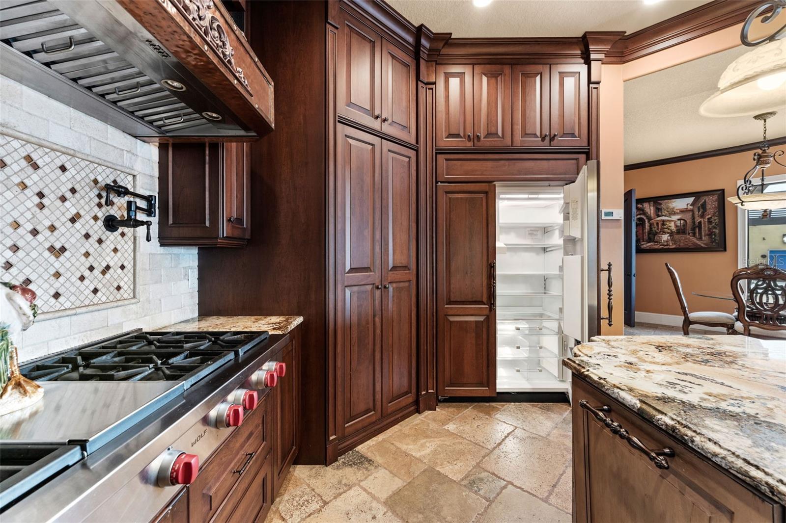 O6385276 Property Photo