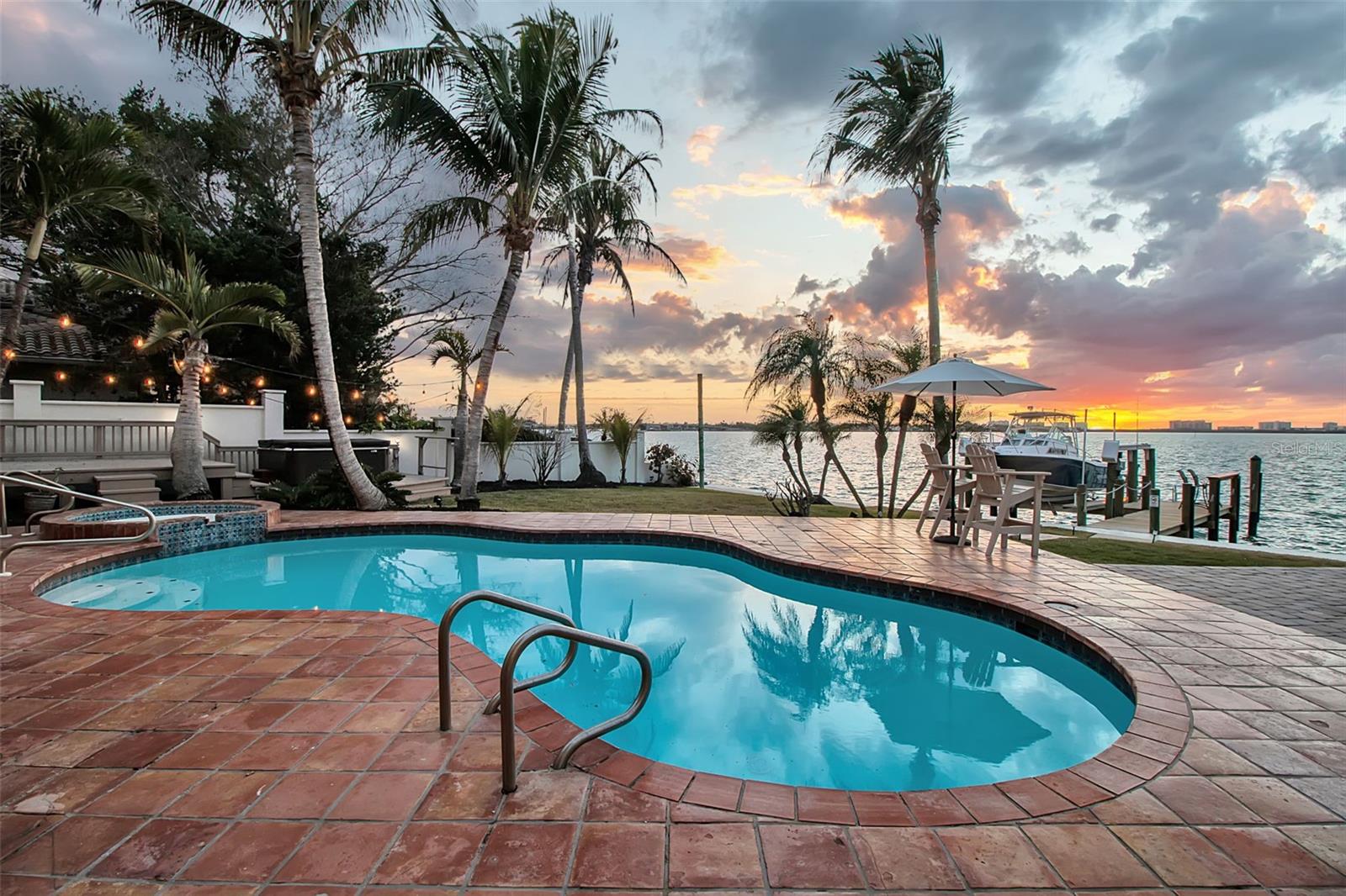 A4683855 Property Photo