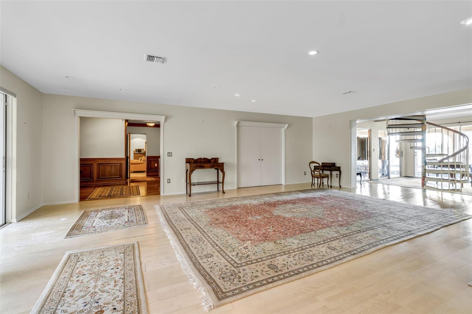 A4683855 Property Photo