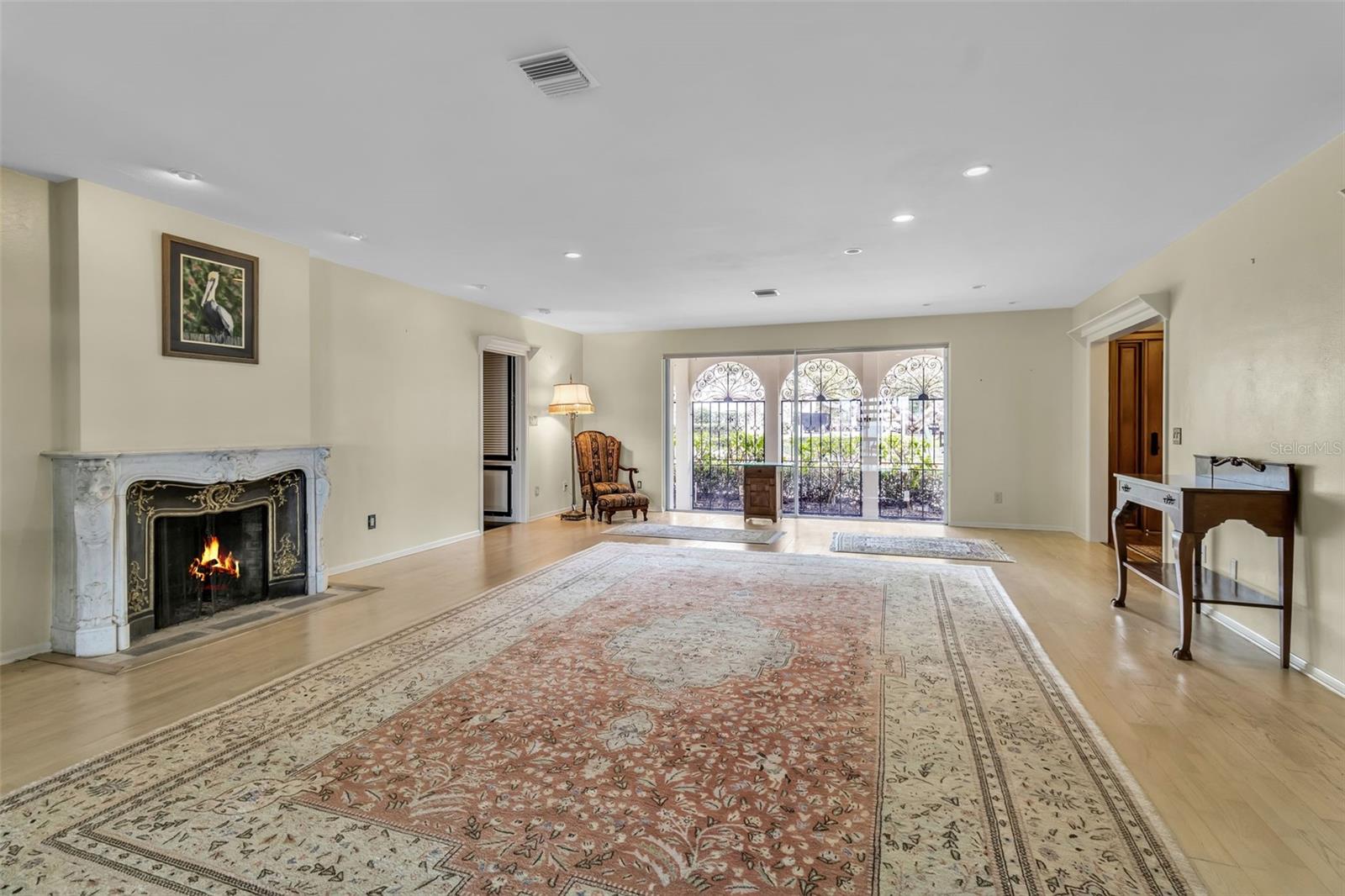 A4683855 Property Photo