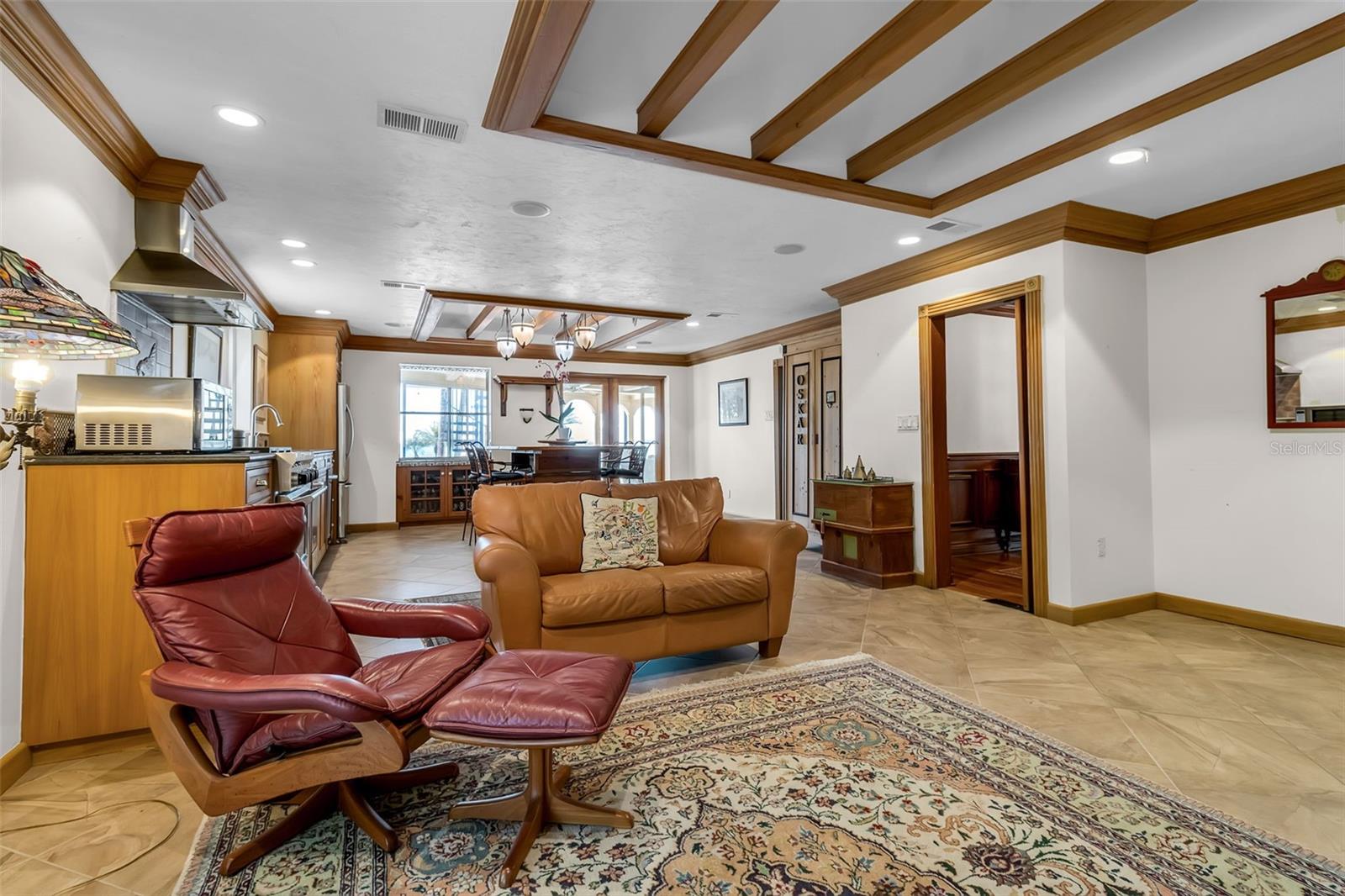 A4683855 Property Photo