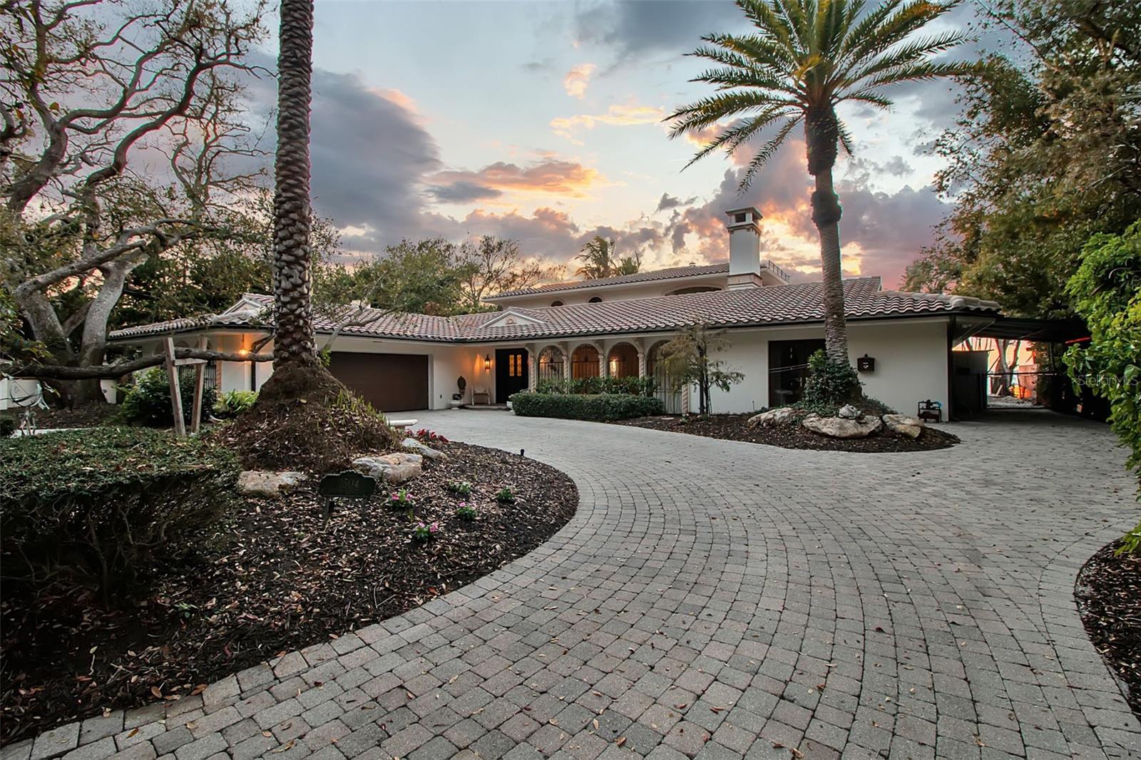 A4683855 Property Photo