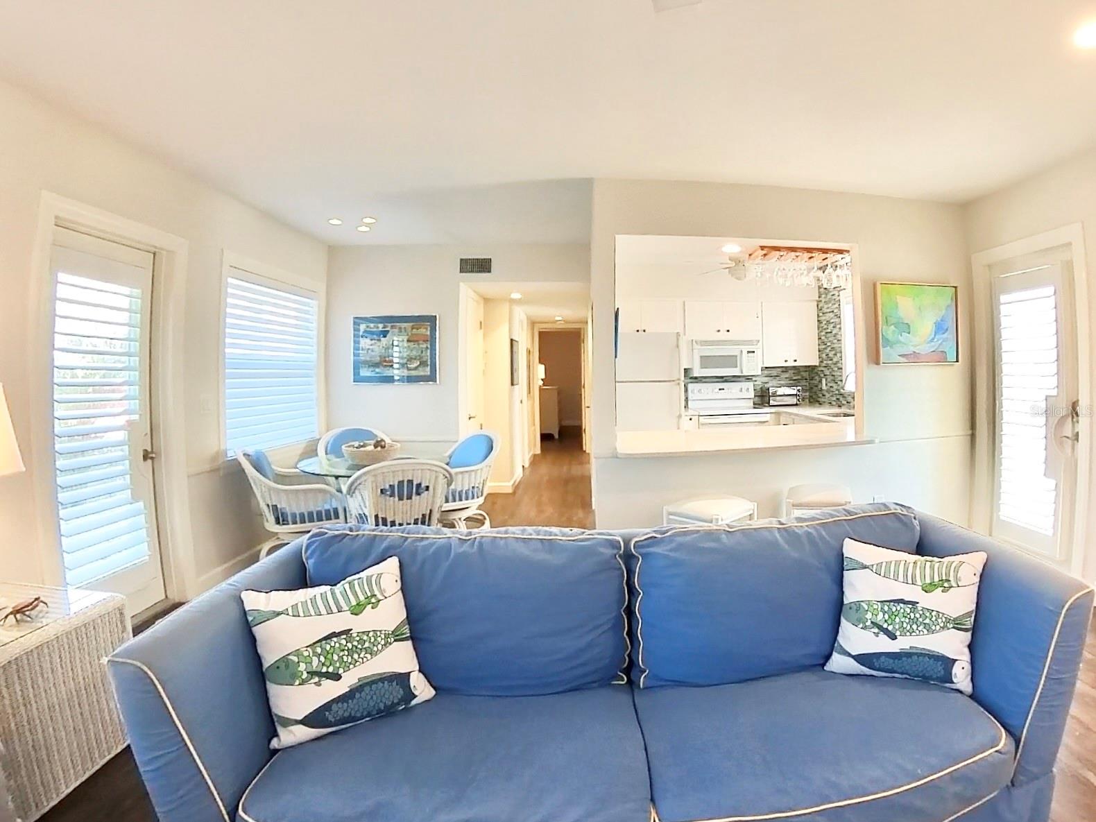 A4683902 Property Photo