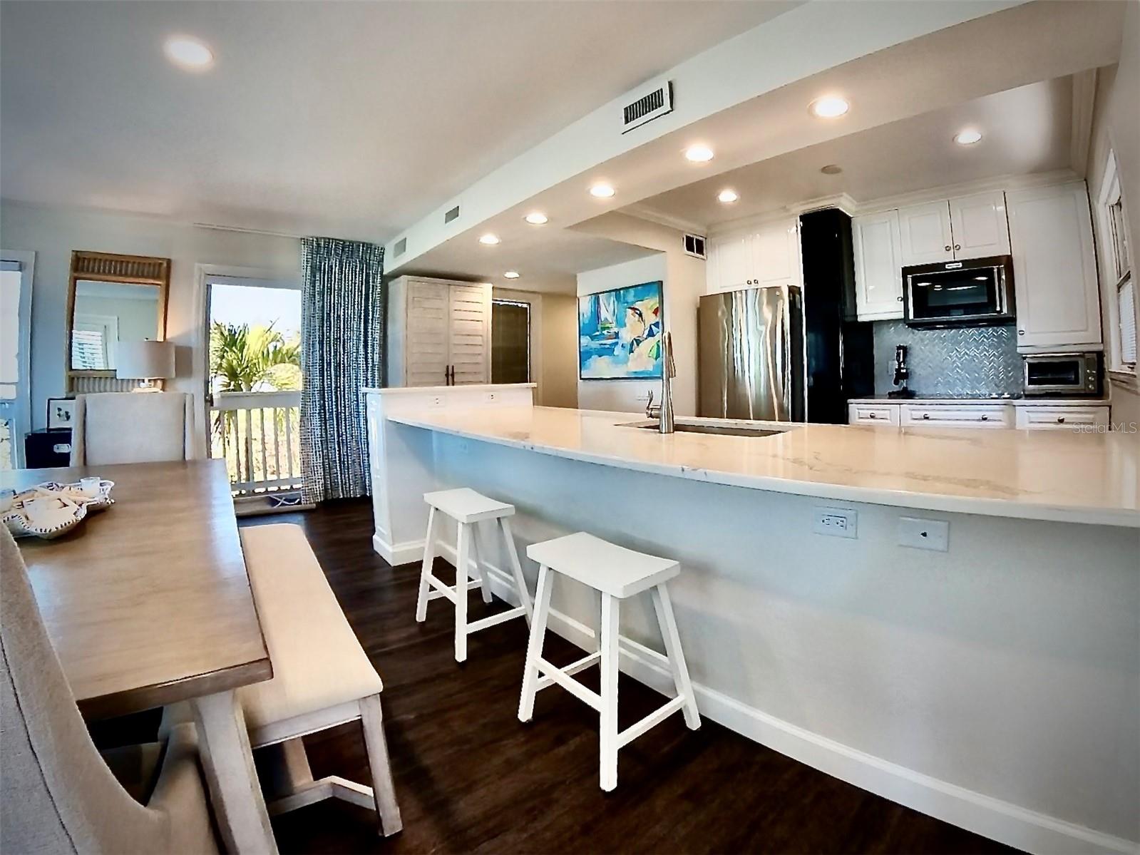 A4683902 Property Photo