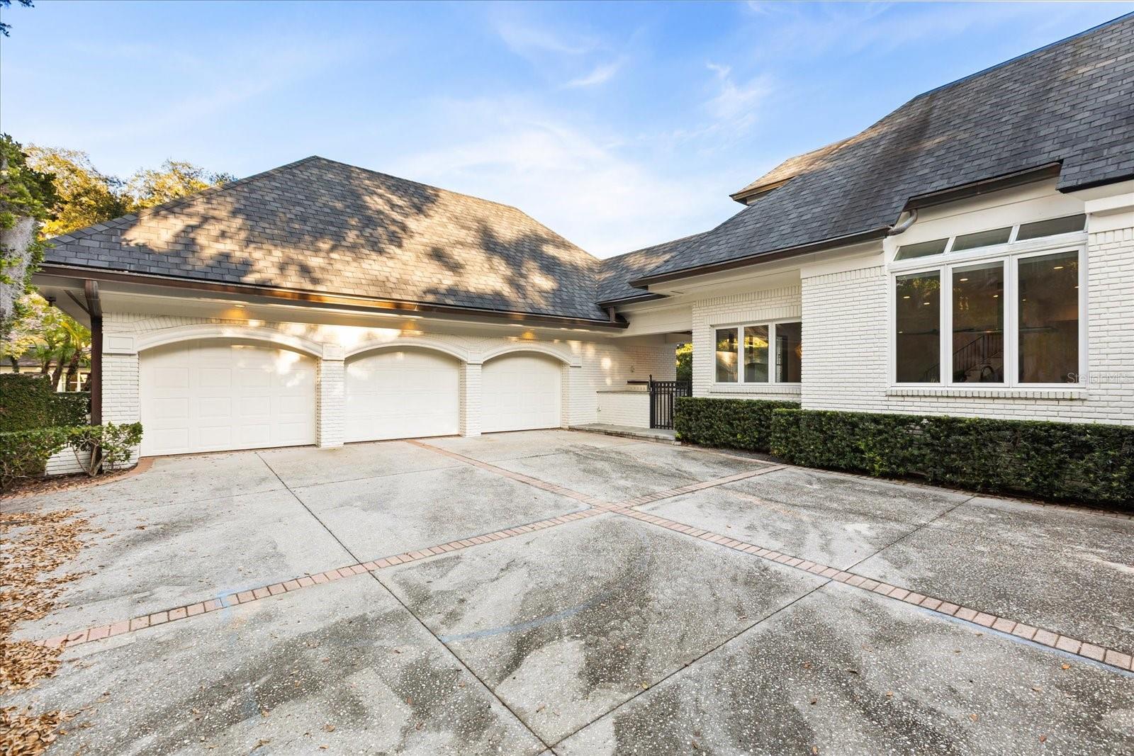 O6387200 Property Photo