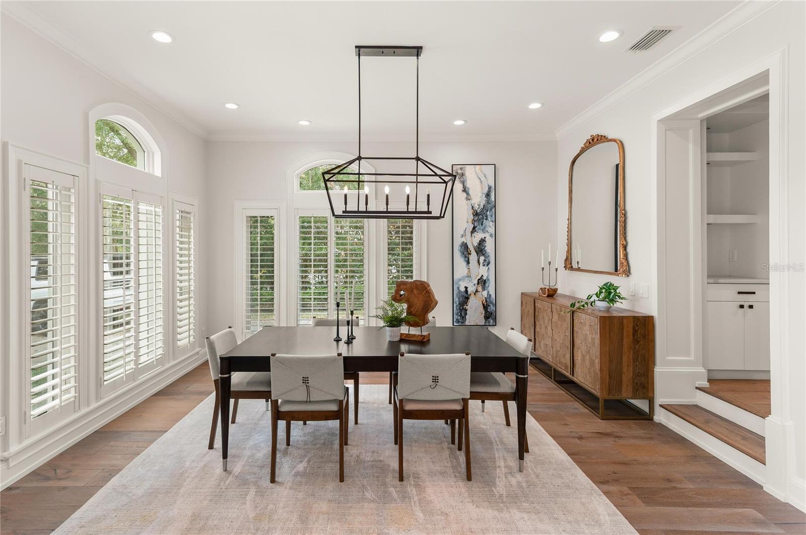 O6387200 Property Photo