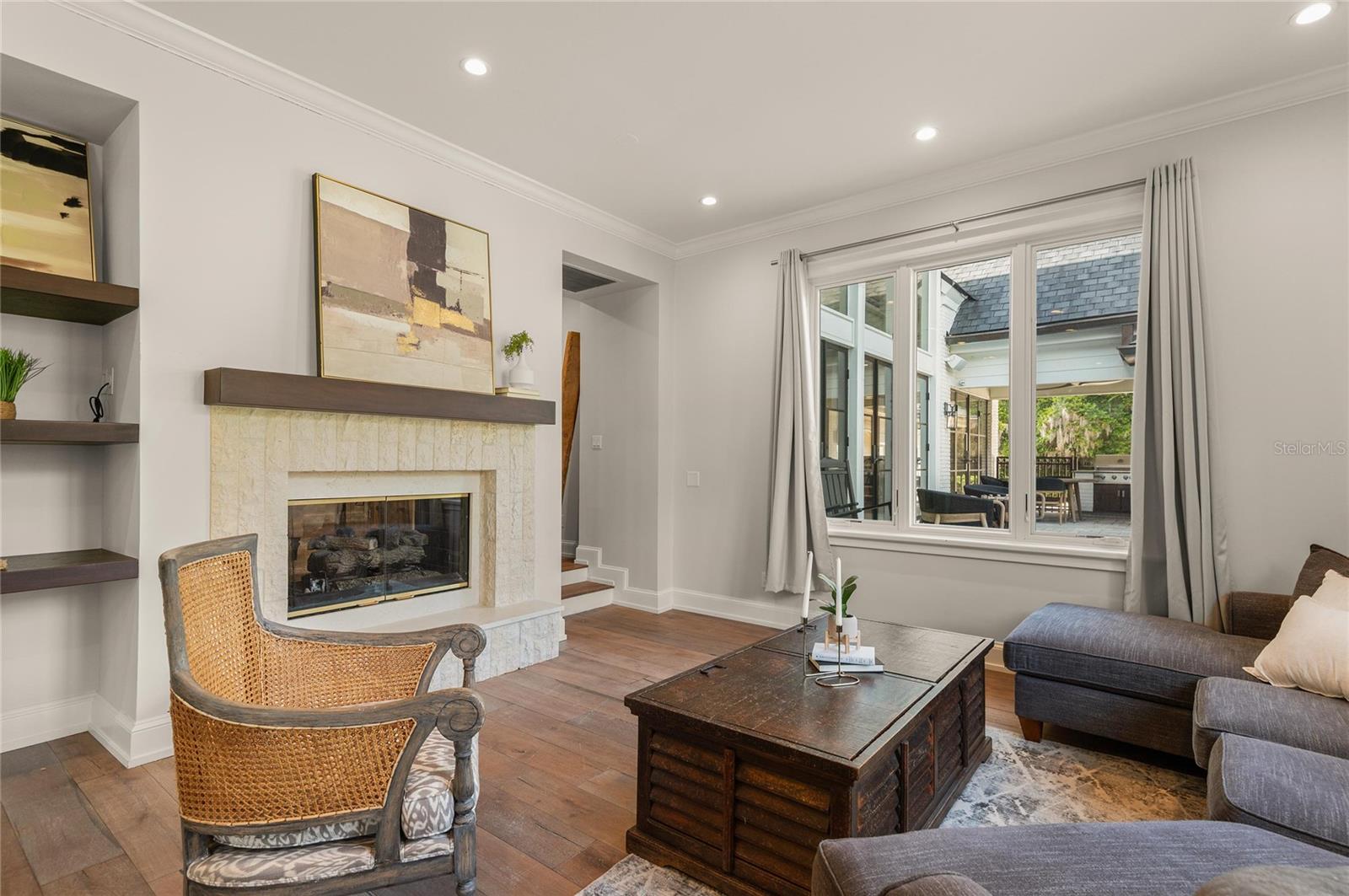 O6387200 Property Photo