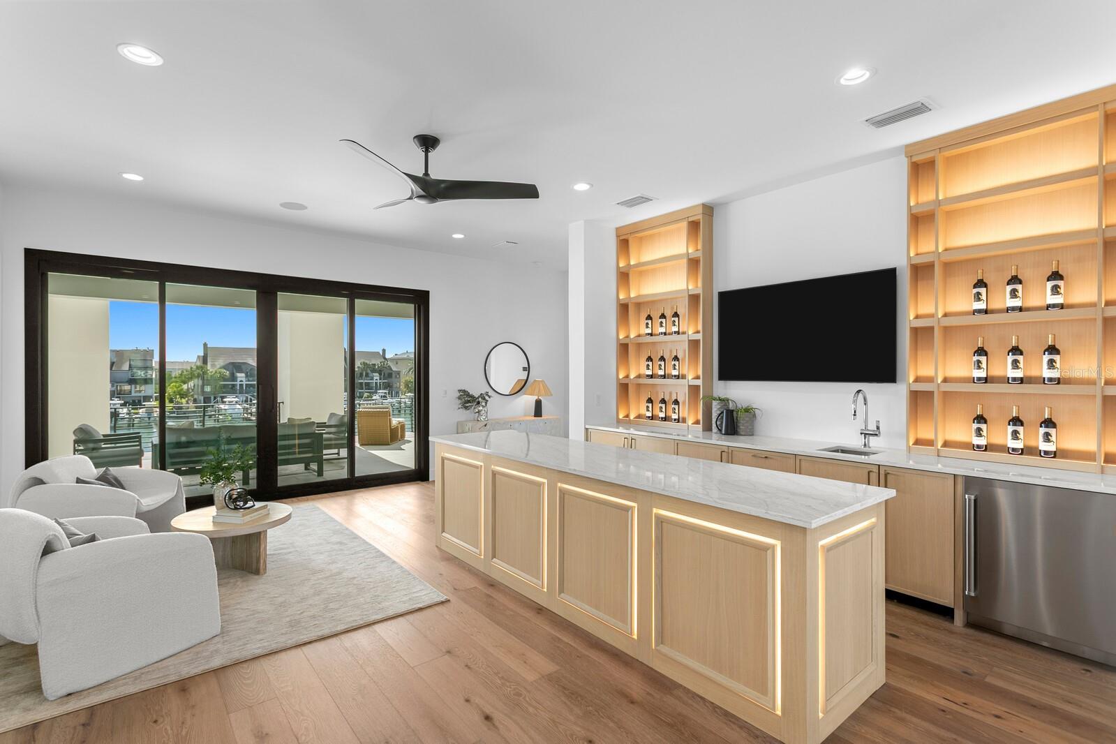 TB8482779 Property Photo
