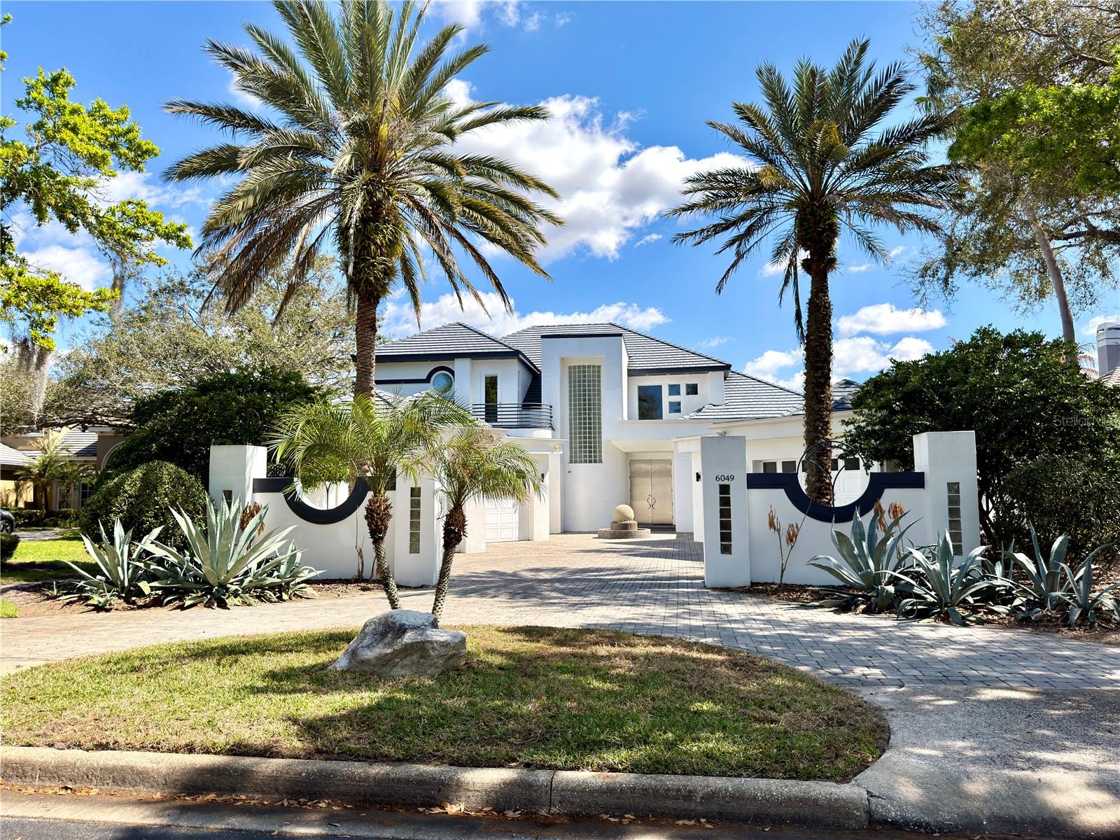 MLS# O6388063 Property Photo