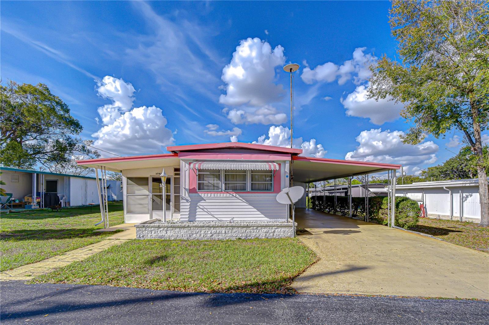 MLS# TB8483897 Property Photo