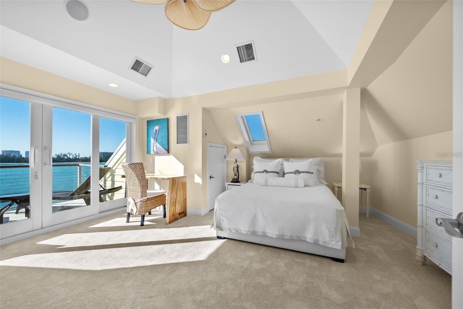 A4686535 Property Photo