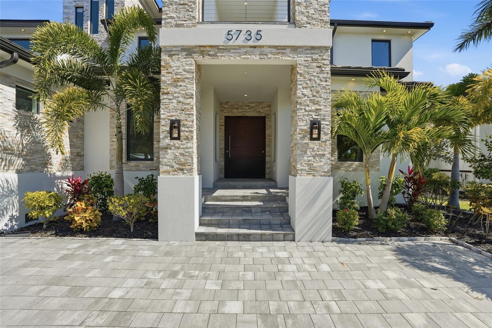 A4686737 Property Photo