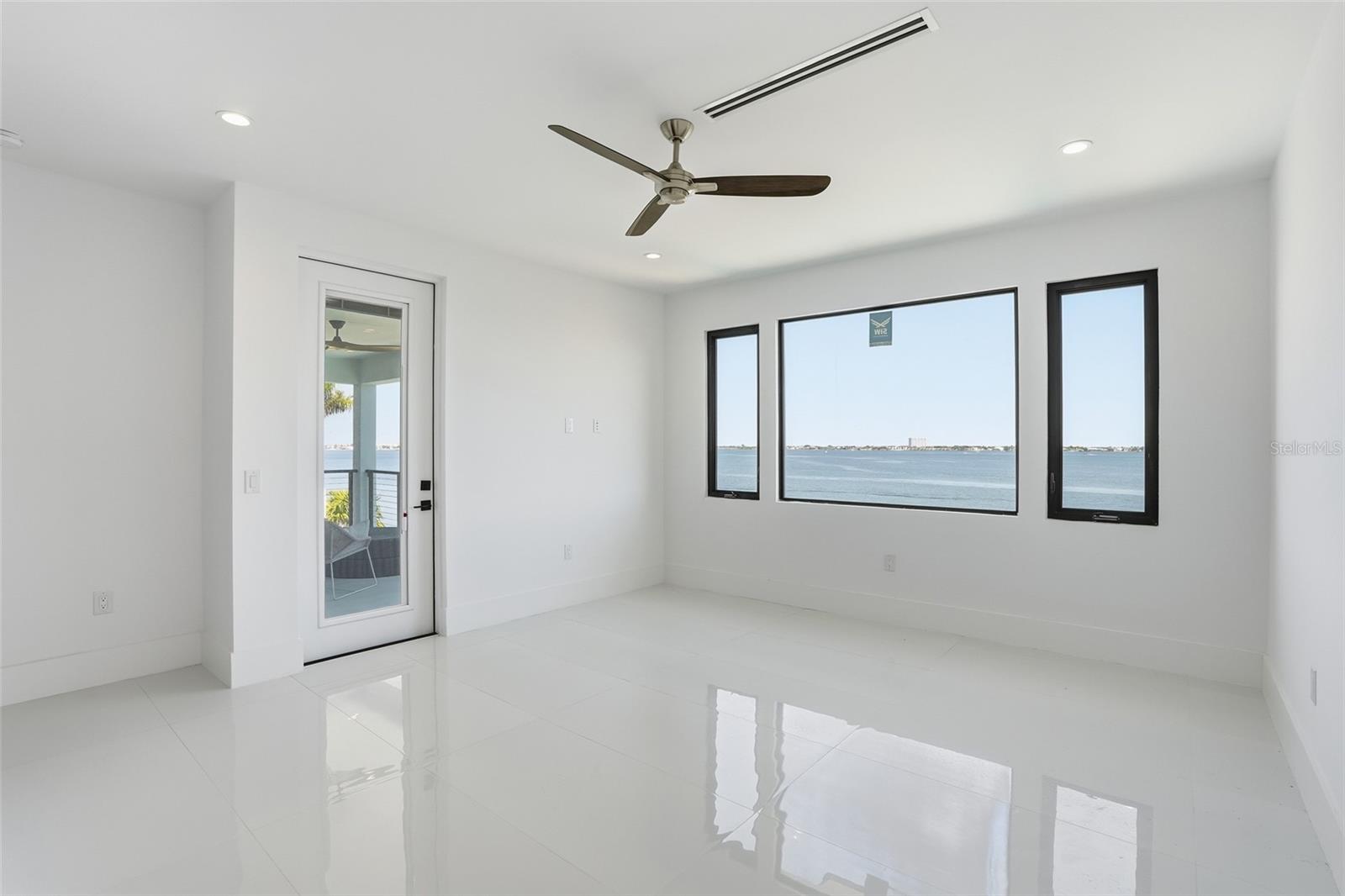 A4686737 Property Photo