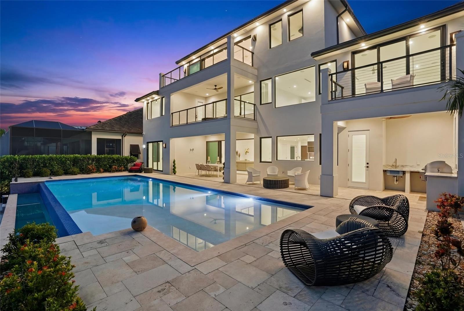 A4686737 Property Photo