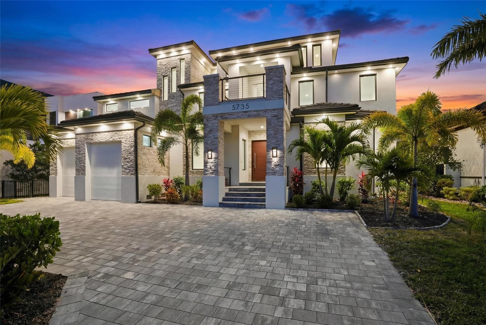 A4686737 Property Photo