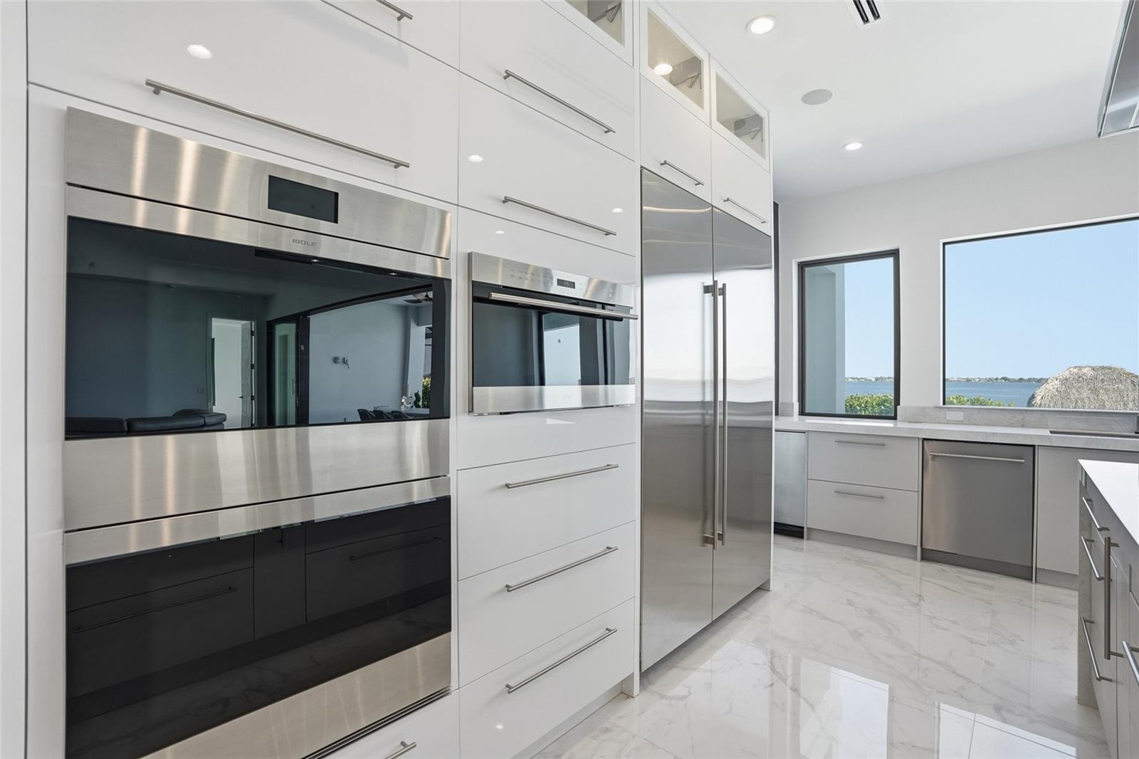 A4686737 Property Photo