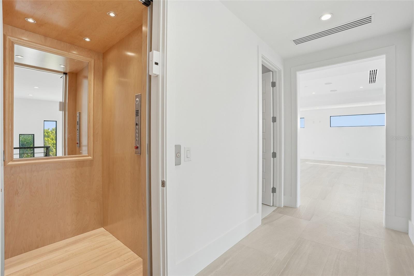 A4686737 Property Photo