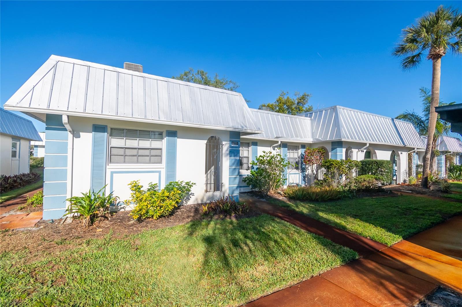 MLS# TB8488419 Property Photo