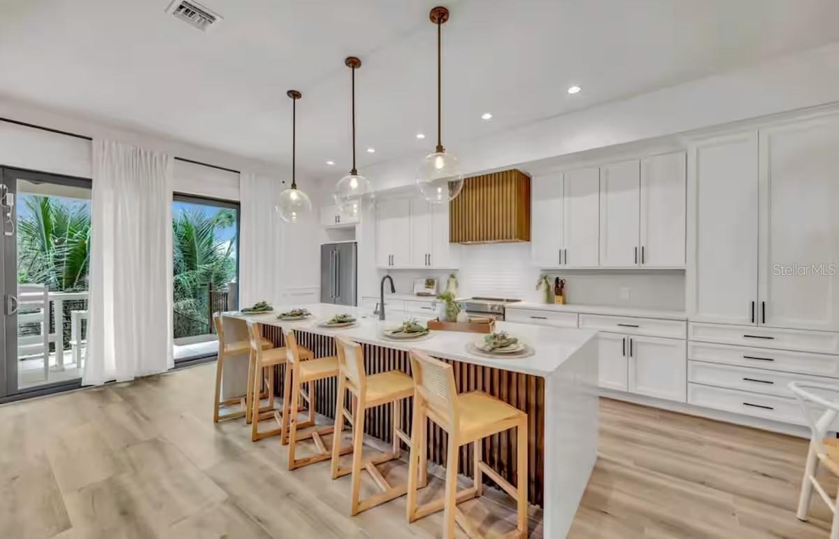 A4686937 Property Photo