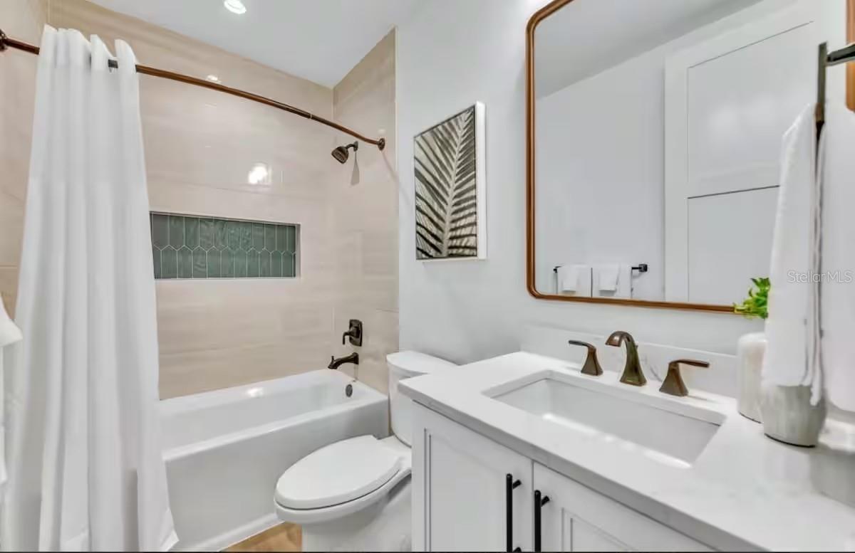 A4686937 Property Photo