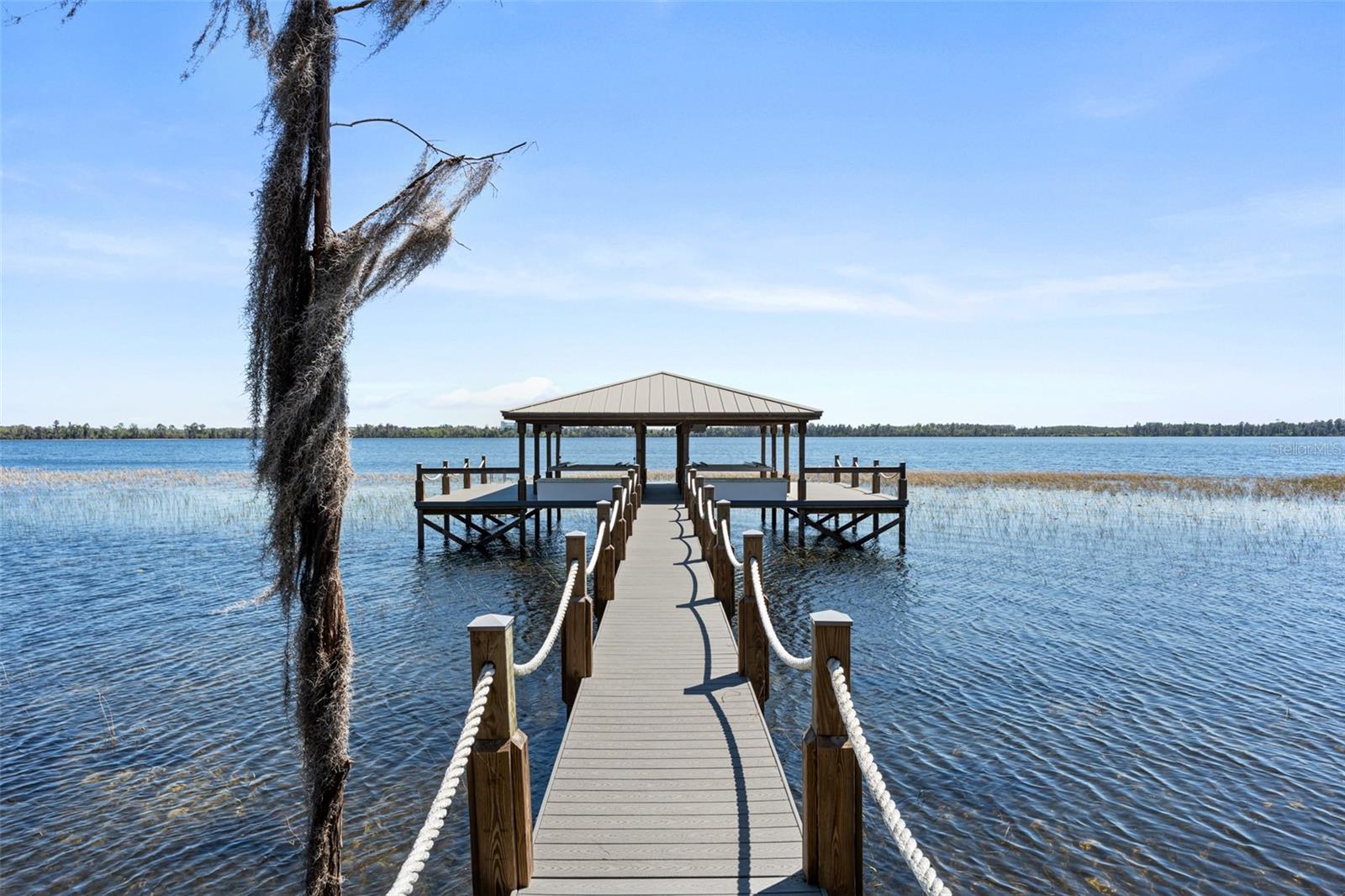 O6392916 Property Photo