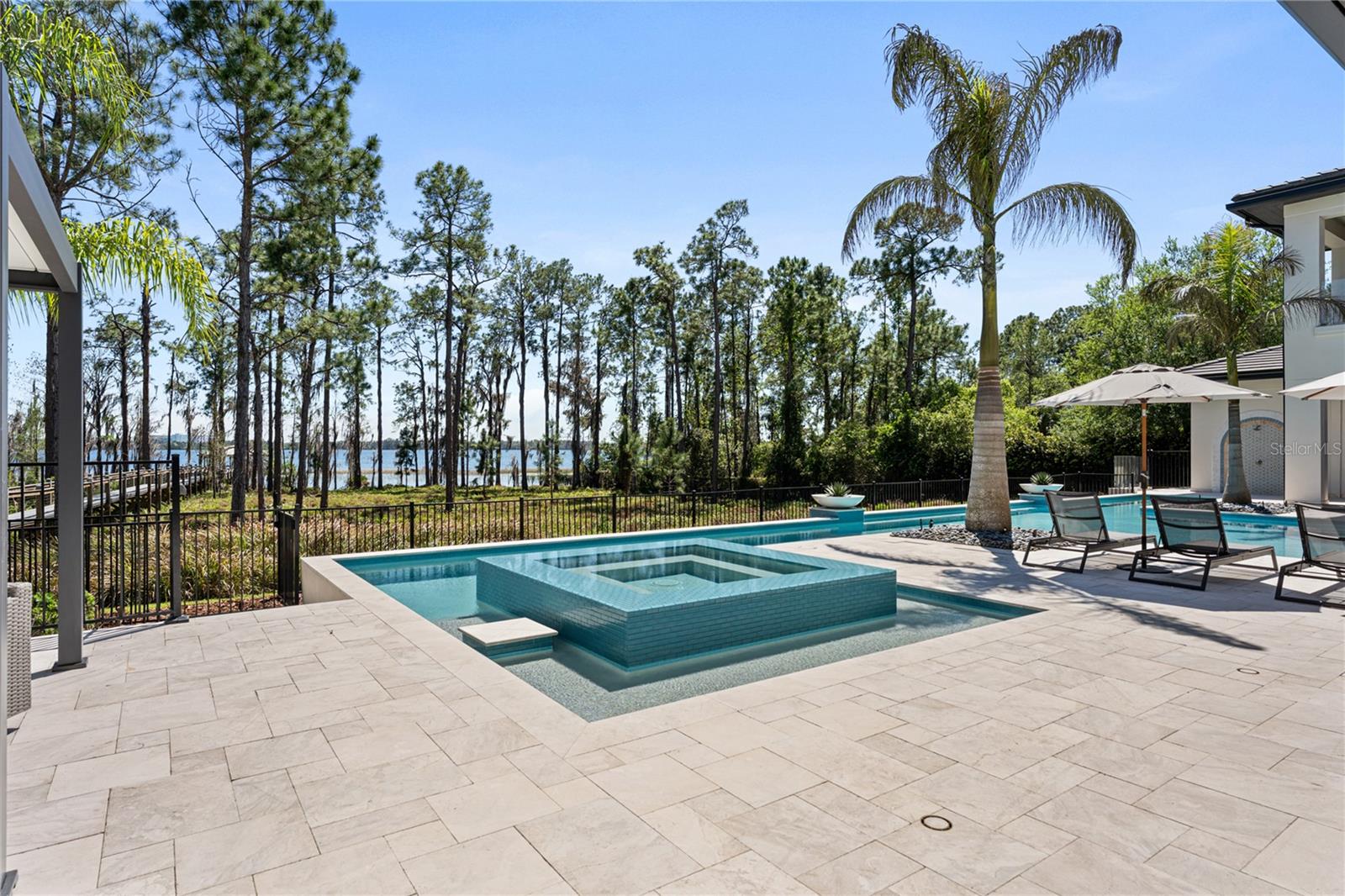 O6392916 Property Photo