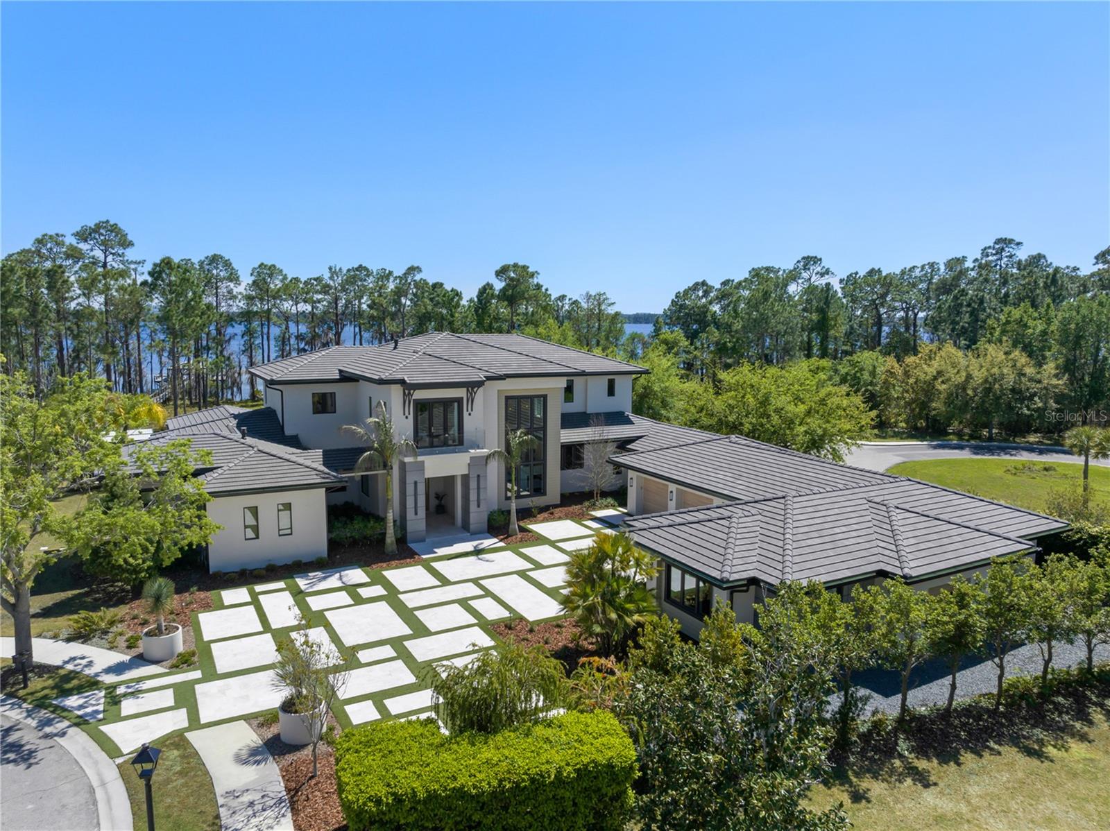 O6392916 Property Photo